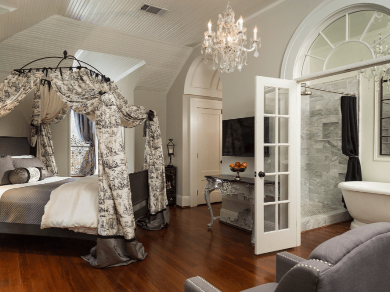 Twelve Oaks Bed & Breakfast: Historic Comfort in Covington, GA