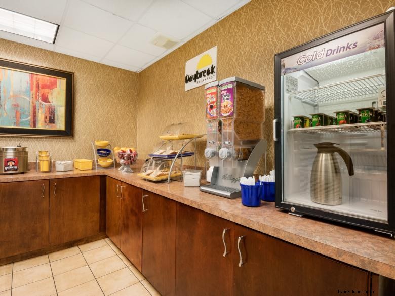 Days Inn by Wyndham Atlanta Stone Mountain – Comfortable Rooms, Free Breakfast & Easy Access