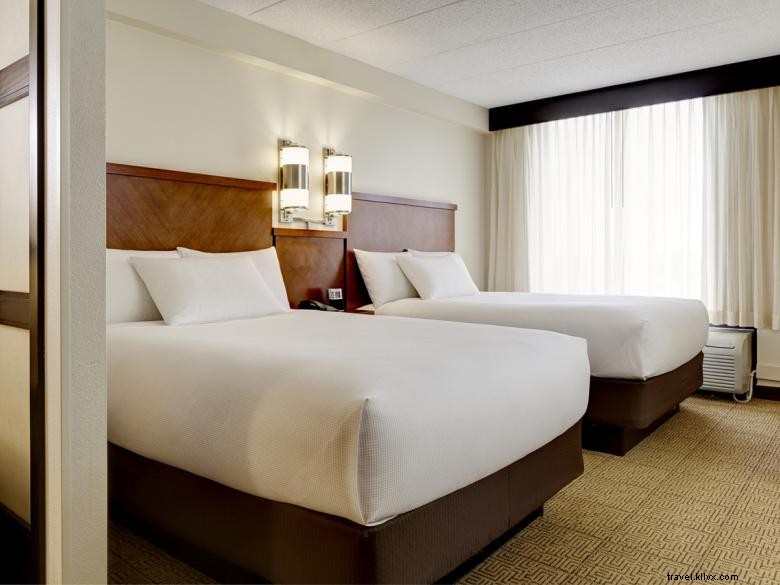 Hyatt Place Columbus-North – Comfortable Queen-Bed Rooms with Seasonal Outdoor Pool