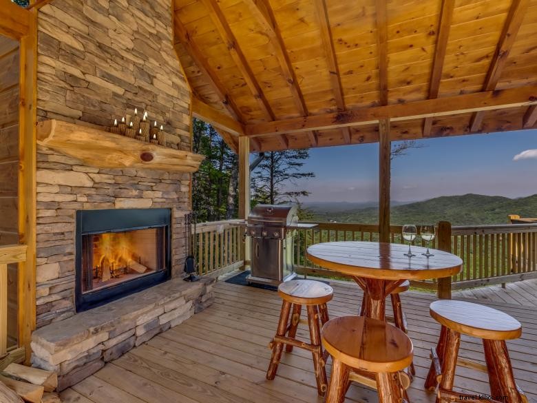 Luxury Mountain Top Cabins for Unforgettable Getaways