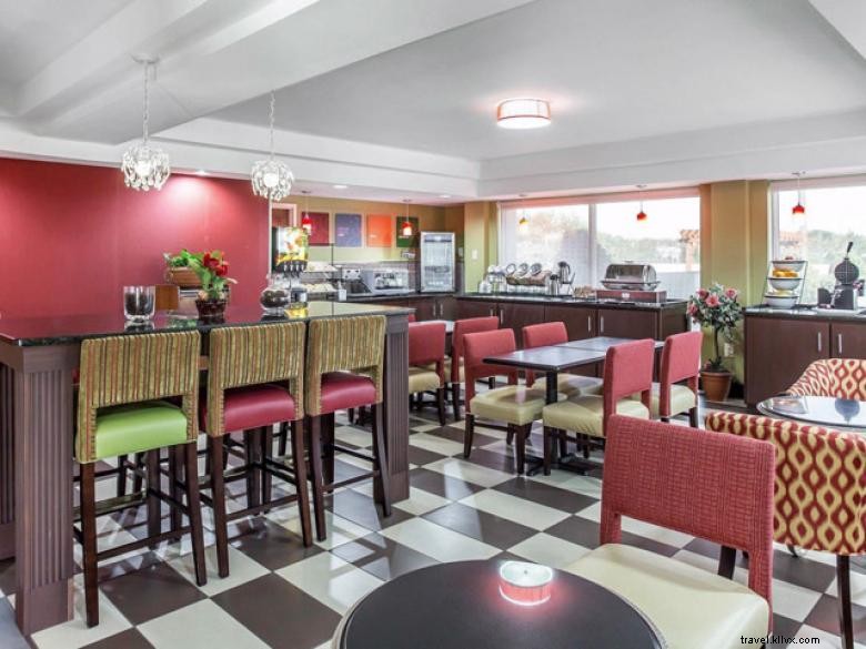 Comfort Inn Conyers – Comfortable & Convenient Stay in the Heart of the City