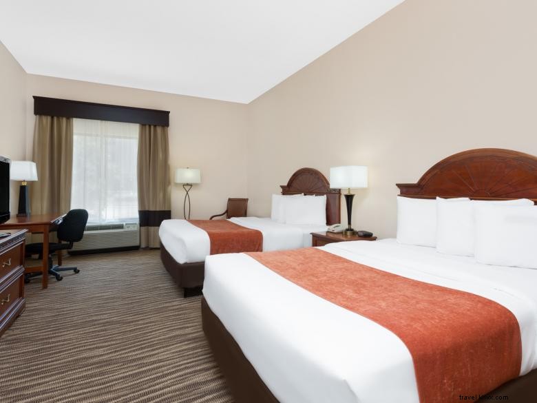 Baymont by Wyndham Augusta Riverwatch – Comfortable & Affordable Stay by the River