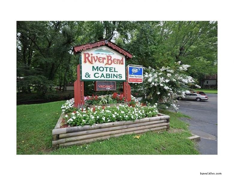 Riverbend Motel & Cabins – A Serene Riverfront Getaway