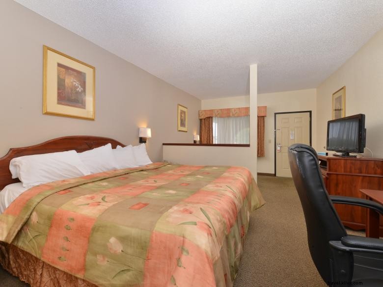 Econo Lodge Inn & Suites – Comfortable Stay Near Chickamauga Battlefield, Fort Oglethorpe, GA