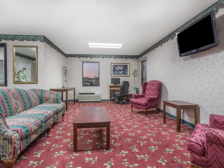 Days Inn by Wyndham Royston – Comfortable Stay, Affordable Rates & Convenient Location