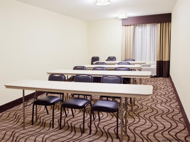 La Quinta Inn & Suites – LaGrange, GA | Comfortable & Convenient Stay