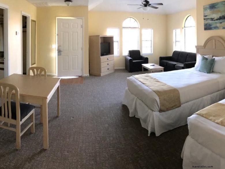 Mariner Suites Kingsland – Elegant Coastal Retreat in Georgia