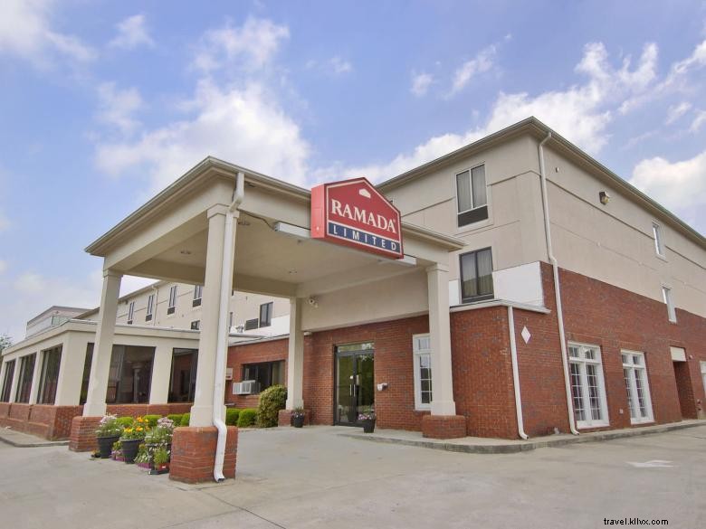 Ramada Limited Alpharetta – Modern Comfort & Convenient Location