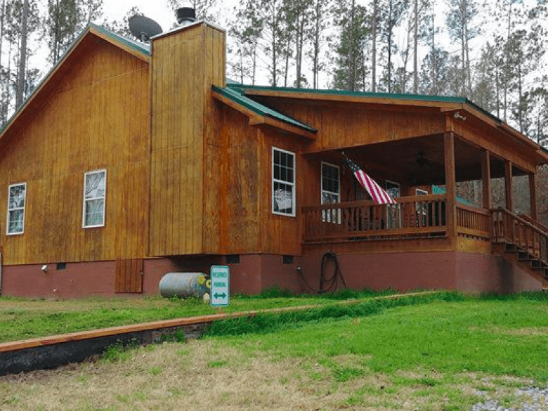 Explore Woods-N-Water: Premier Hunting & Fishing Adventures