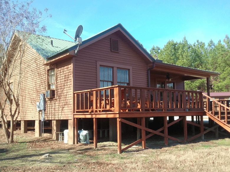 Explore Woods-N-Water: Premier Hunting & Fishing Adventures