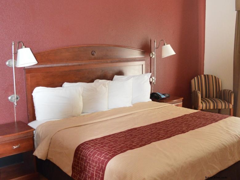 Red Roof Inn & Suites – Augusta West: Comfortable & Convenient Stay