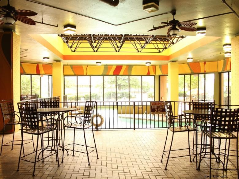 Ramada Plaza by Wyndham Atlanta Airport – Premium Comfort & Airport Convenience