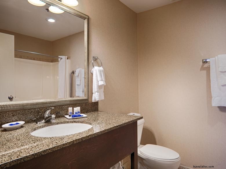 Best Western Plus Valdosta – Premium Comfort & Convenience in Scenic Southwest Georgia