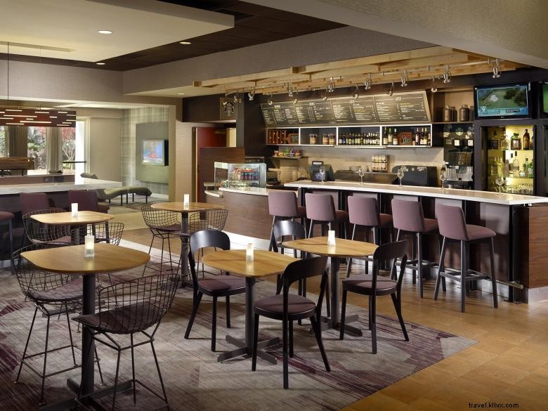 Courtyard Atlanta Midtown – Premium Stay Near Georgia Tech