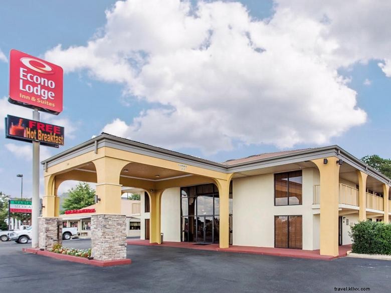 Econo Lodge Inn & Suites Griffin – Comfortable, Affordable Stay