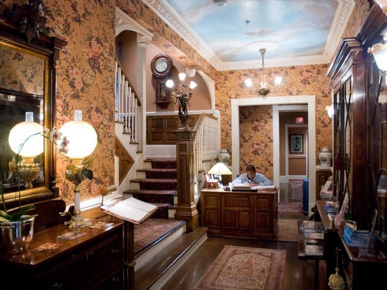 Ballastone Inn – Historic Luxury Bed & Breakfast in Savannah, GA