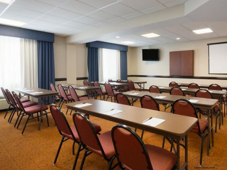 Country Inn & Suites by Radisson – Buford at Mall of Georgia: Luxury Comfort & Convenient Location