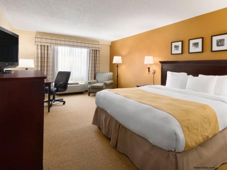 Country Inn & Suites by Radisson – Buford at Mall of Georgia: Luxury Comfort & Convenient Location