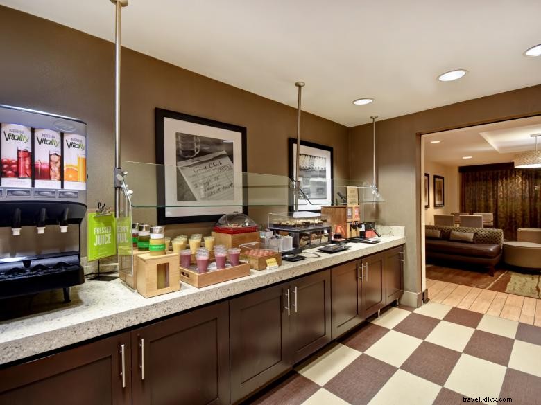 Hampton Inn Atlanta – Comfort & Convenience Near Mall of Georgia