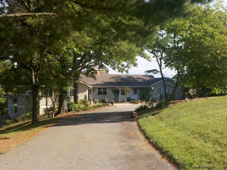 Chancey Hill Inn – Premier Bed & Breakfast with Relaxing Gazebo and Cozy Guest Lounge