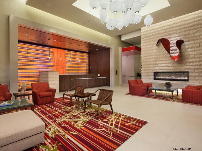 Hilton Garden Inn Atlanta Midtown – Modern Comfort in the Heart of Downtown