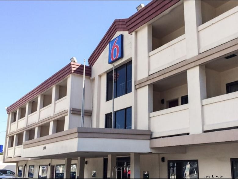 Motel 6 Downtown Atlanta – Budget‑Friendly Comfort & Easy Access