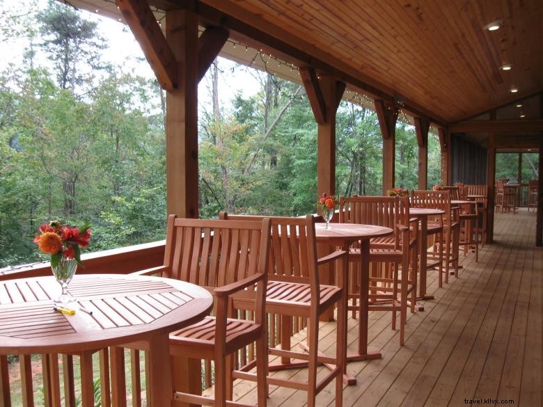 Sautee Mountain Retreat: Ultimate Appalachian Getaway