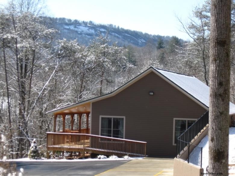 Sautee Mountain Retreat: Ultimate Appalachian Getaway