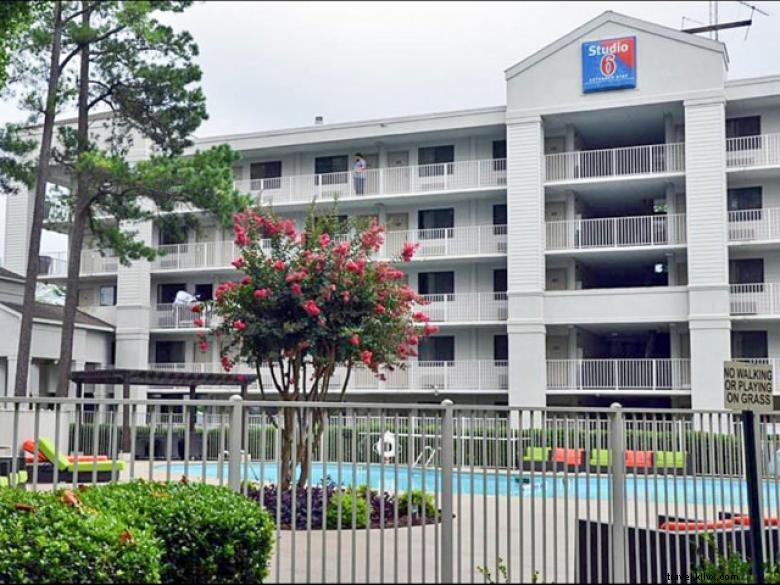 Studio 6 Atlanta – Luxury Real Estate in Marietta