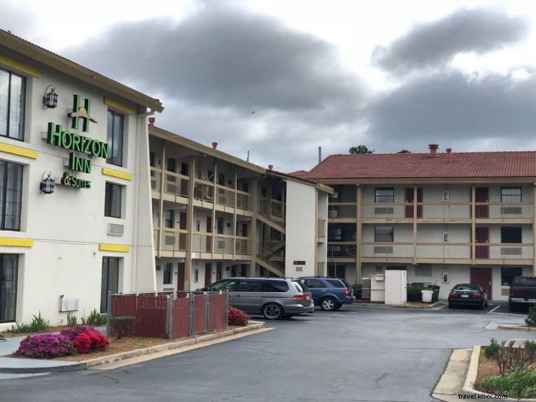 Experience Comfort & Convenience at Horizon Inn & Suites Norcross