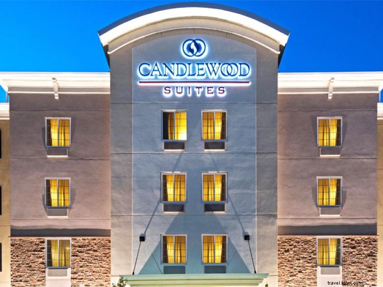 Candlewood Suites Valdosta – Comfortable & Convenient Hotel Near the Mall
