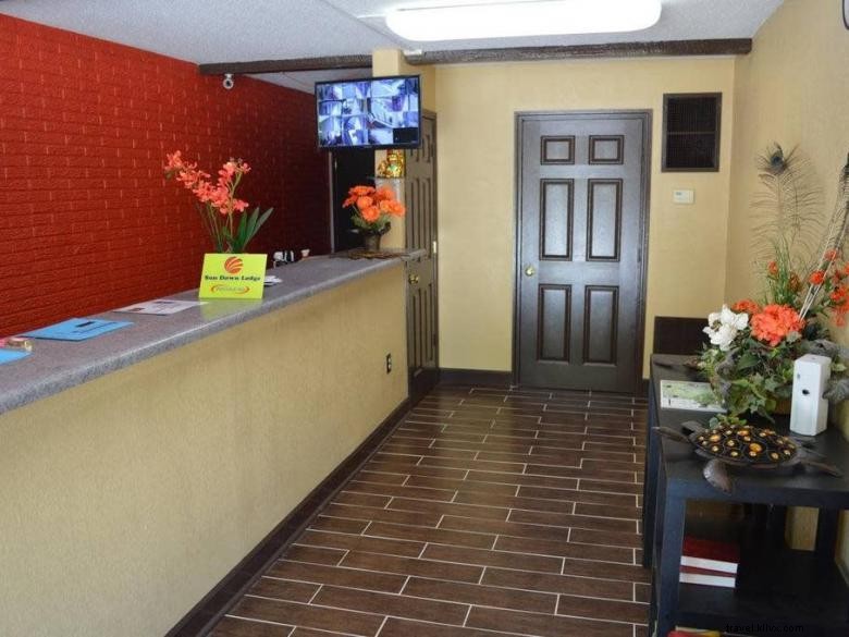 Sun Down Lodge – Your Luxury Retreat in Locust Grove