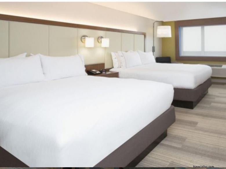 Holiday Inn Express & Suites Braselton West – Comfortable & Convenient Atlanta Area Hotel