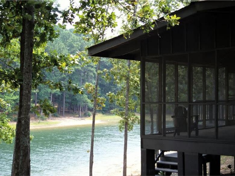 Explore Elijah Clark State Park: Trails, Boating & Scenic Views