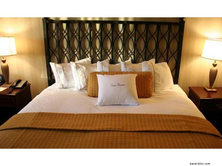 DoubleTree by Hilton Hotel Atlanta – Marietta: Luxury & Comfort in the Heart of the City