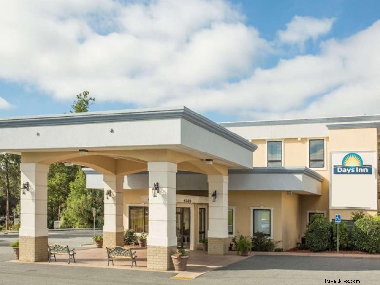 Days Inn by Wyndham Valdosta – Convenient, Comfortable Stay Near Valdosta Mall