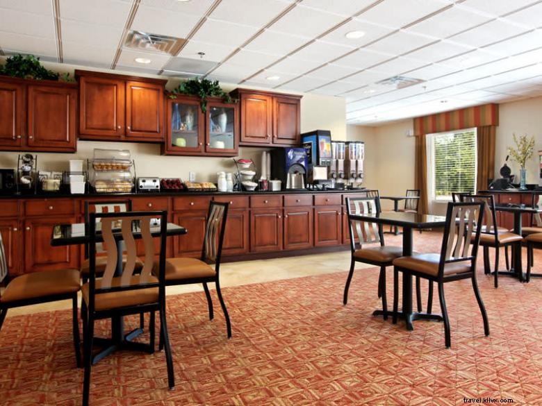 Baymont by Wyndham Savannah South – Comfortable, Affordable Hospitality Near the River