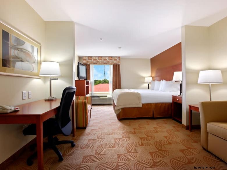 Baymont by Wyndham Savannah South – Comfortable, Affordable Hospitality Near the River