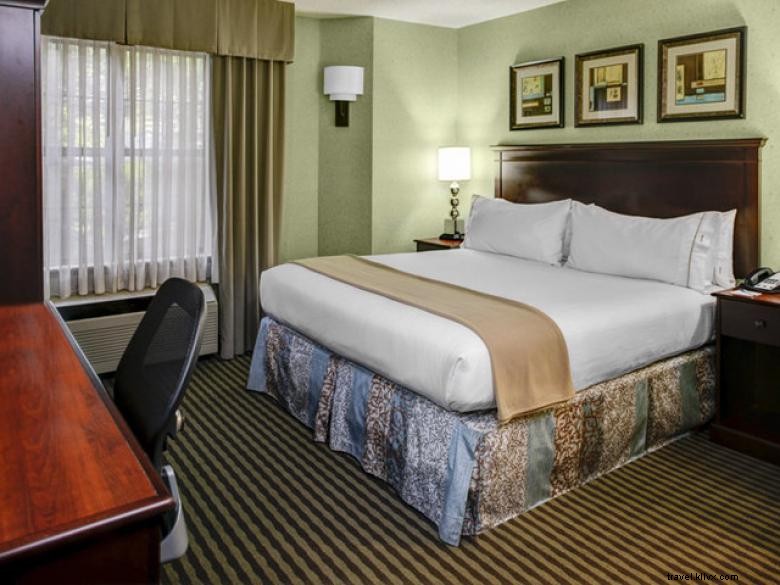 Holiday Inn Express & Suites – Buckhead, Atlanta: Modern Comfort & Convenient Location