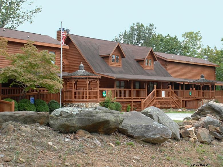 Mountain Top Inn & Resort – Luxury Lodge with Hot Tubs & Scenic Views