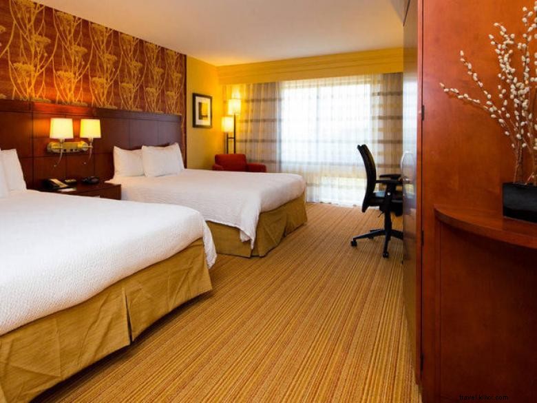 Courtyard by Marriott Warner Robins: Historic Heartland Hospitality