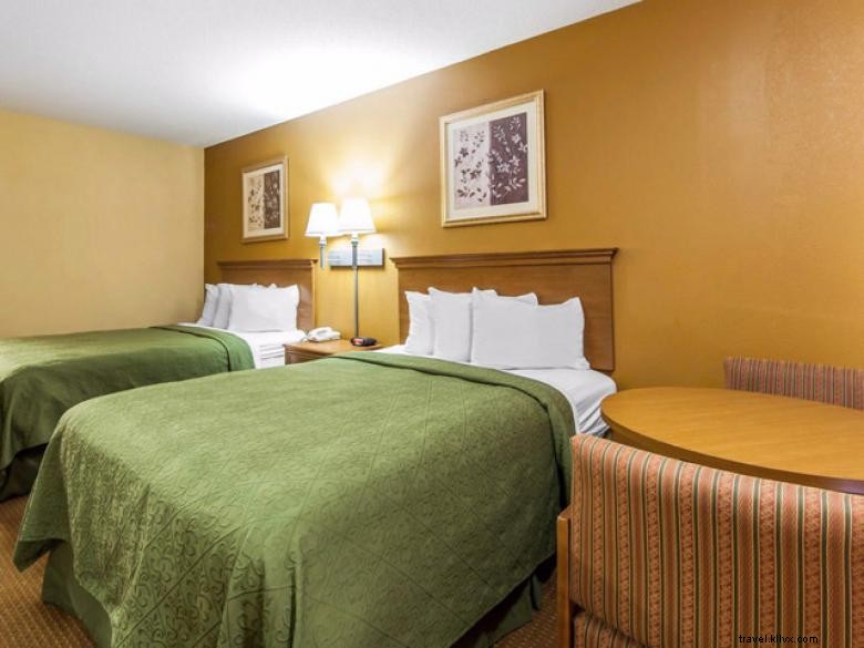 Quality Inn & Suites Cartersville – Comfortable Family-Friendly Hotel