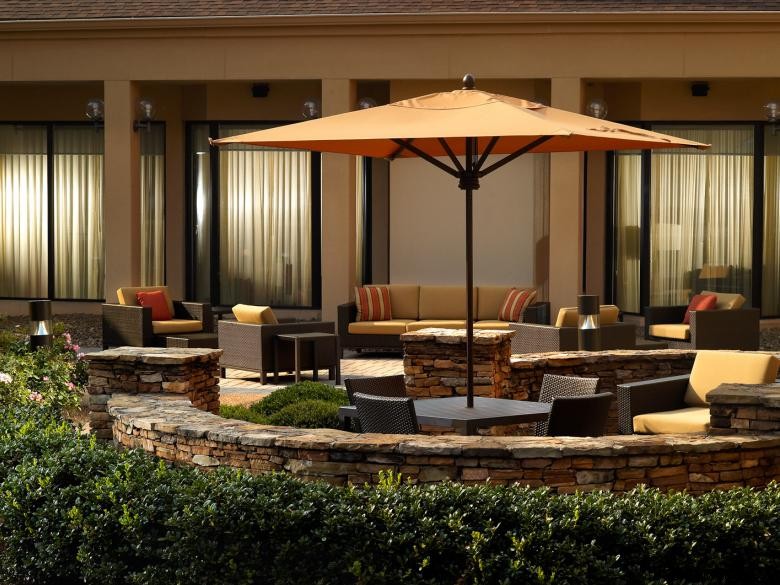 Courtyard by Marriott Atlanta Airport South – Convenient Comfort Near the Airport