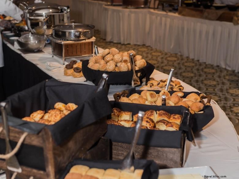 Delicious 2021 Thanksgiving Dinner – A Feast of Flavor