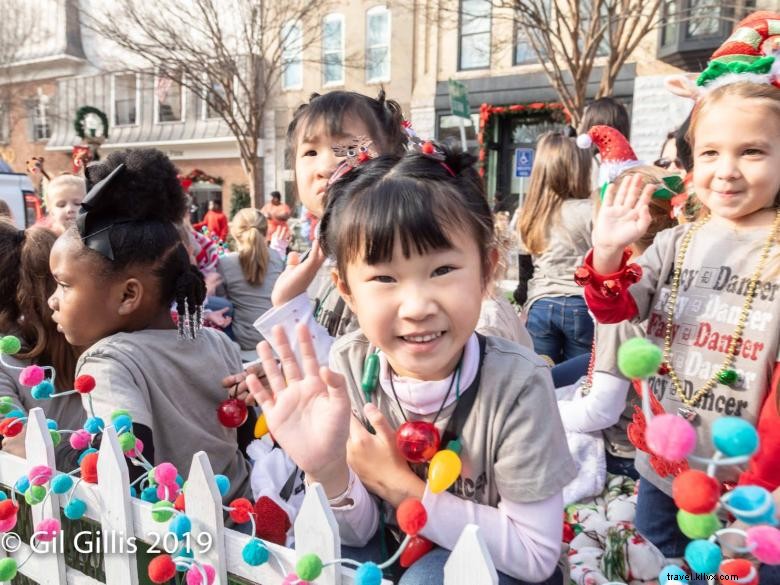 Experience Dublin s Festive Christmas Parade: Lights, Music, and Joy