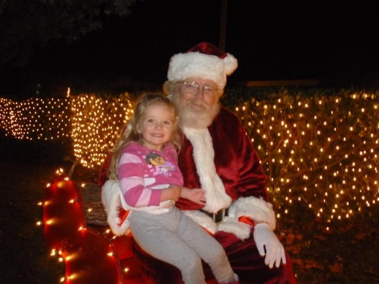 Kingsland s Festive Christmas Celebration: Tree Lighting & Holiday Highlights