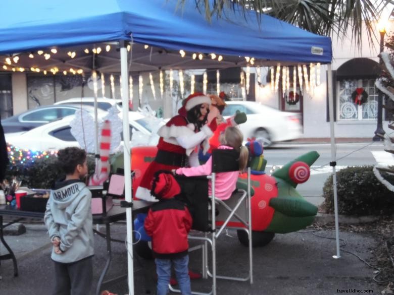 Kingsland s Festive Christmas Celebration: Tree Lighting & Holiday Highlights