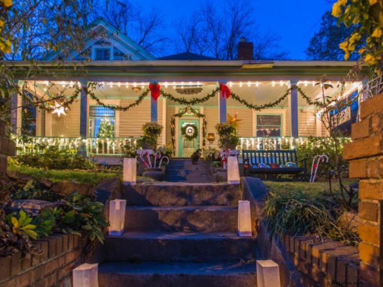 Grant Park Candlelight Home Tour: Holiday Lights & Festive Inspiration
