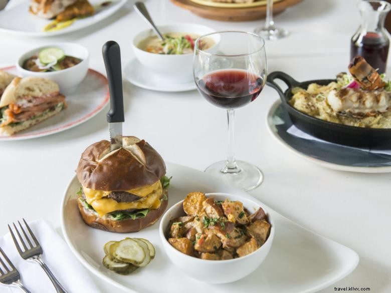 Cohens Retreat: Seaside Escape in Coastal Serenity