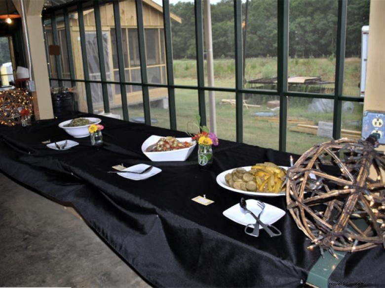 White Oak Pastures: Premium Farm-Fresh Foods